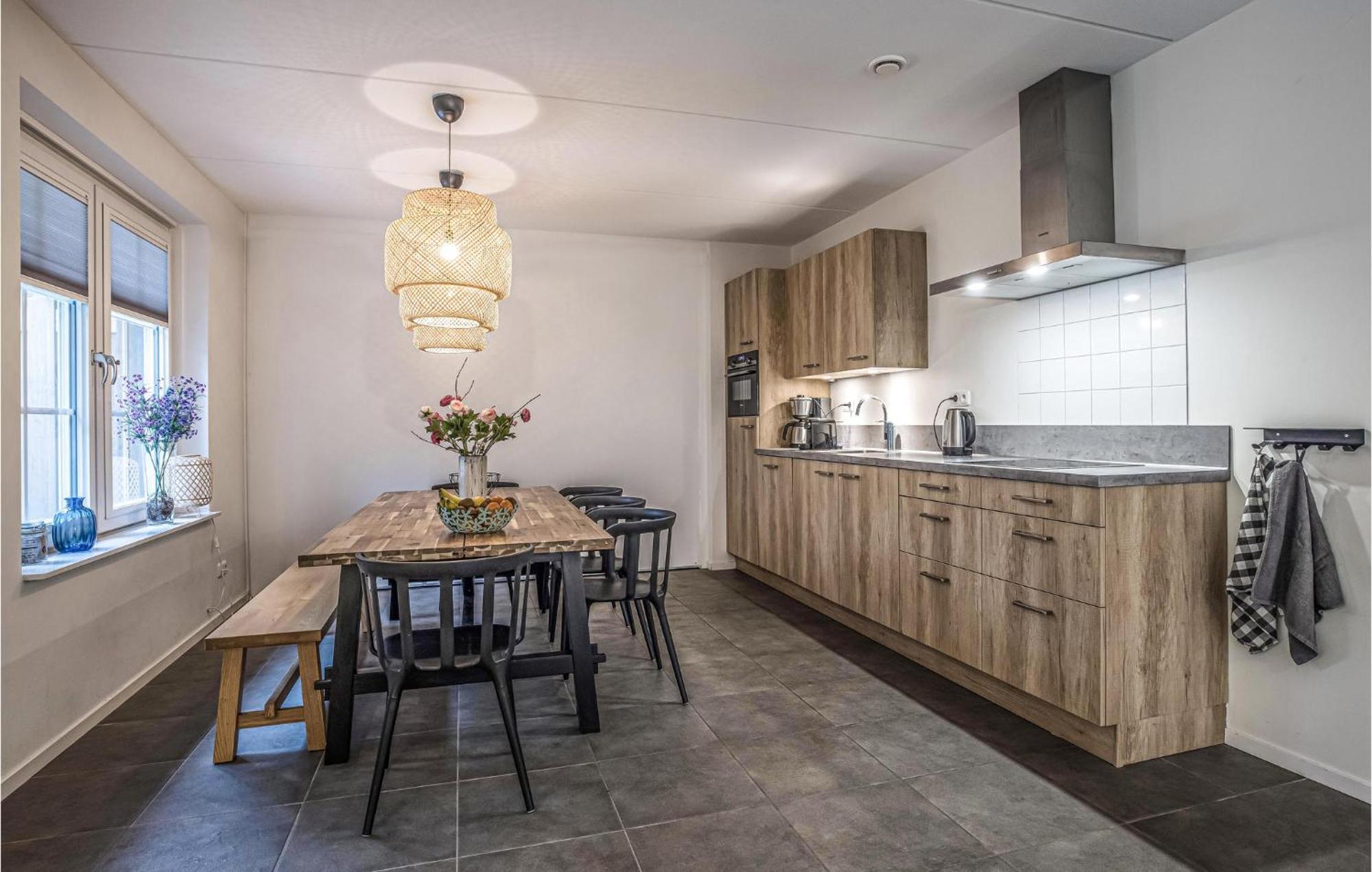 Amazing Home In Rijssen With Wifi Экстерьер фото
