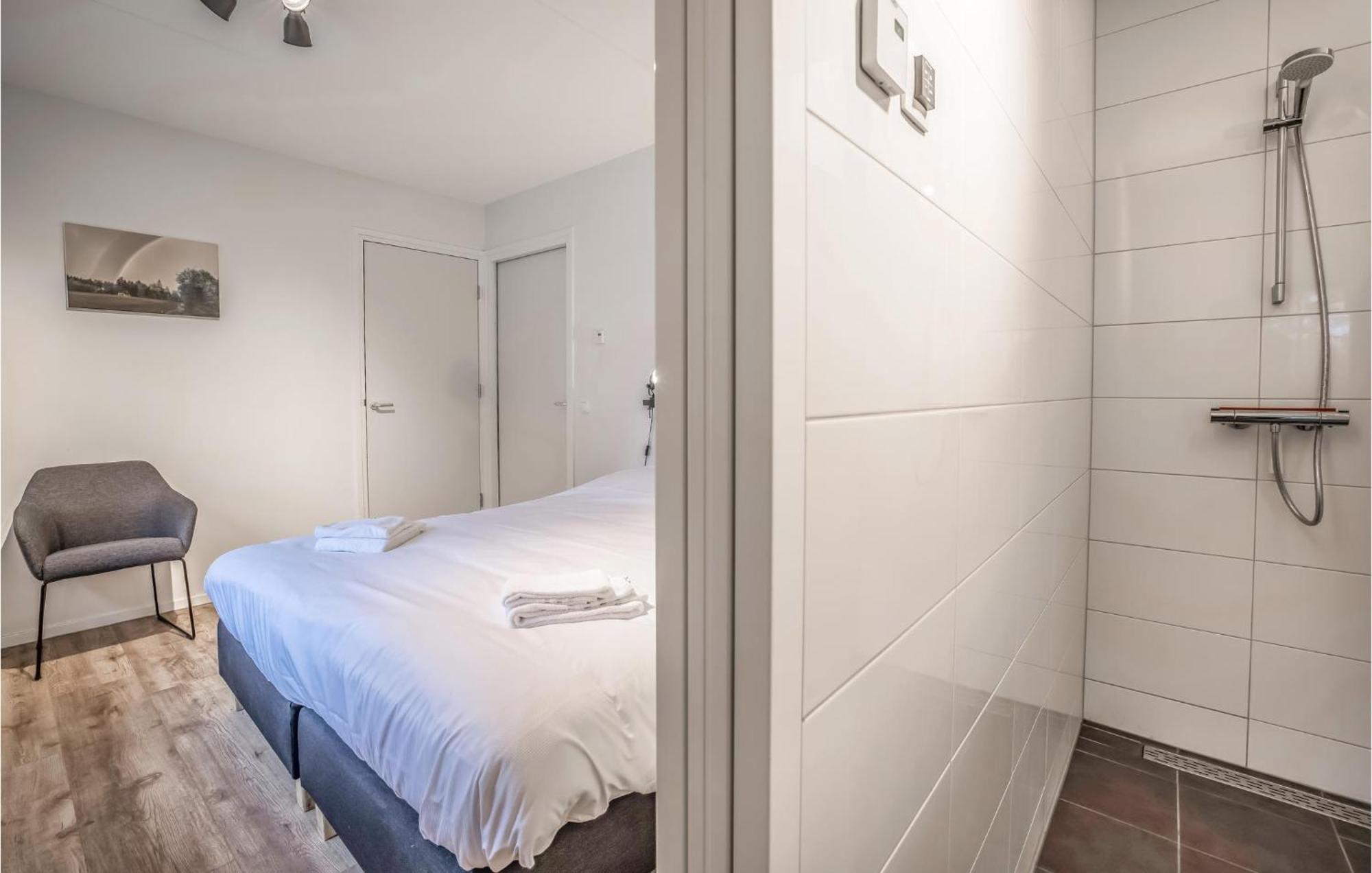 Amazing Home In Rijssen With Wifi Экстерьер фото