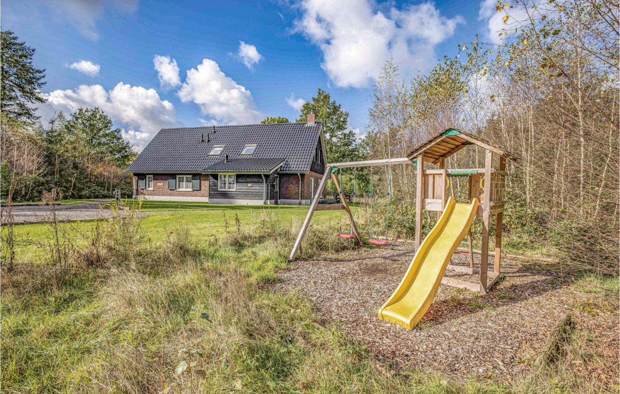 Amazing Home In Rijssen With Wifi Экстерьер фото